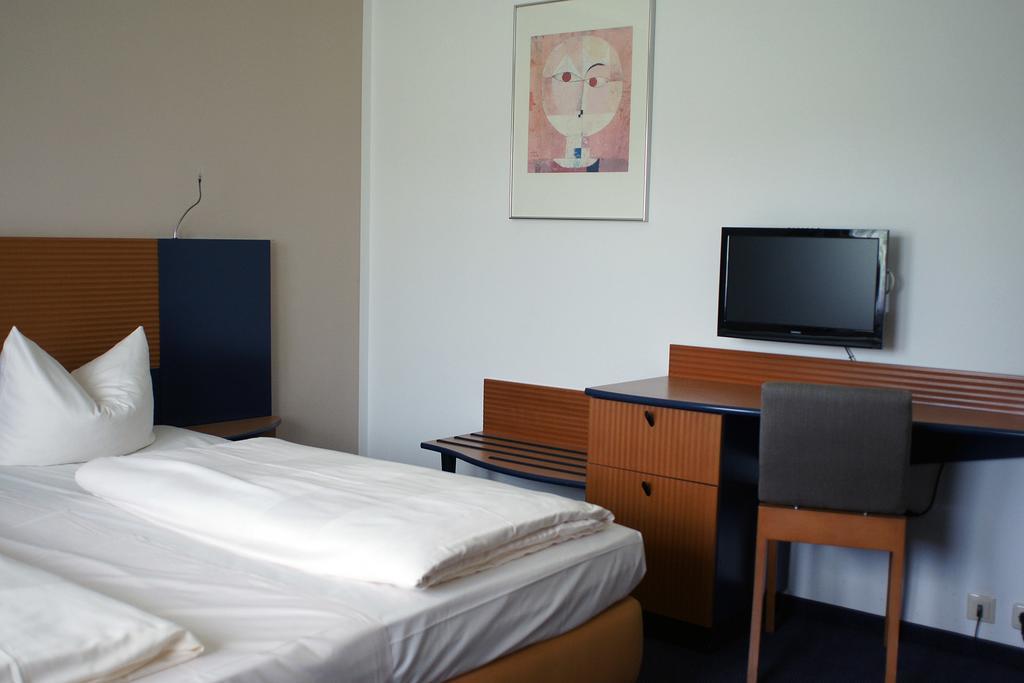 黑姆斯多夫汽车旅馆 Hormersdorf  外观 照片