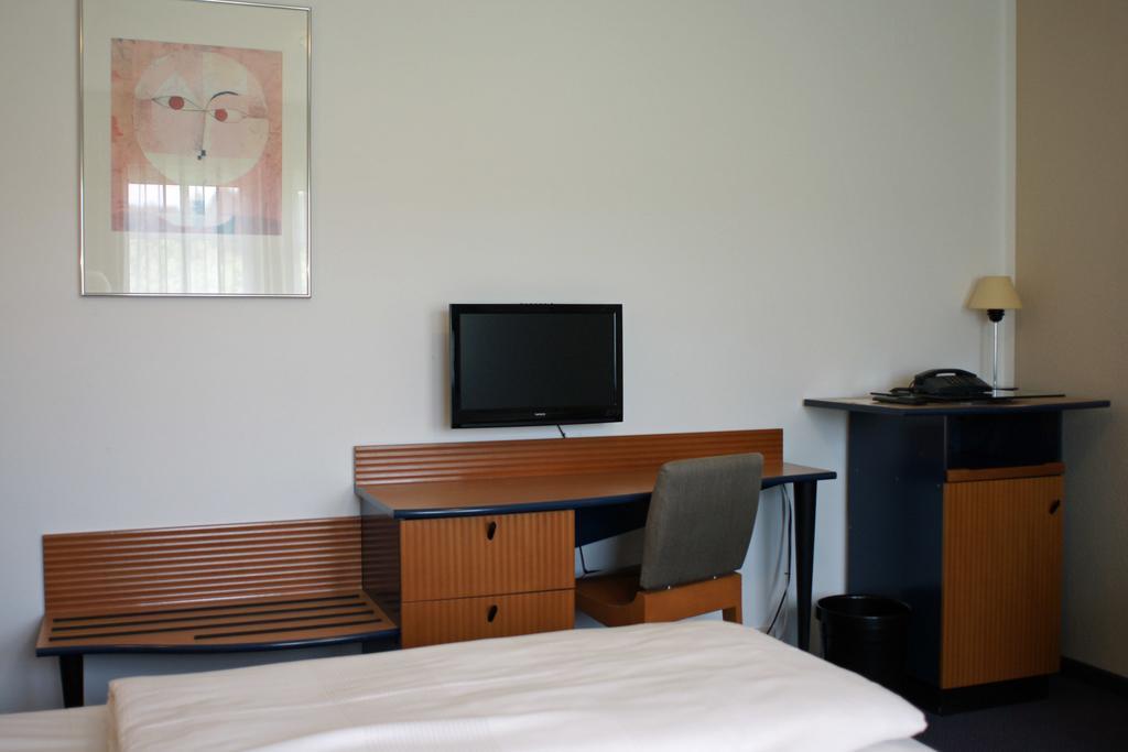黑姆斯多夫汽车旅馆 Hormersdorf  外观 照片